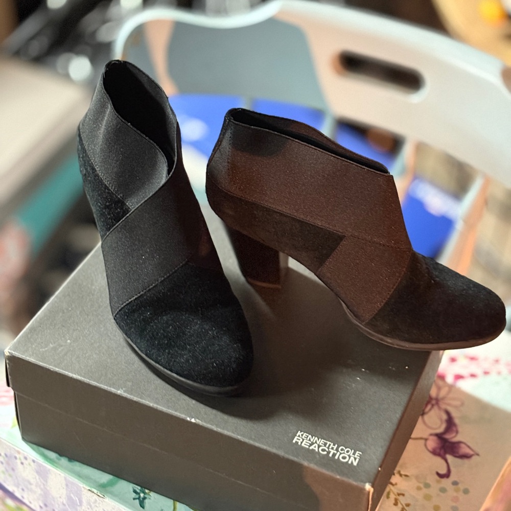 Kenneth Cole Reaction Black Heeled Boots